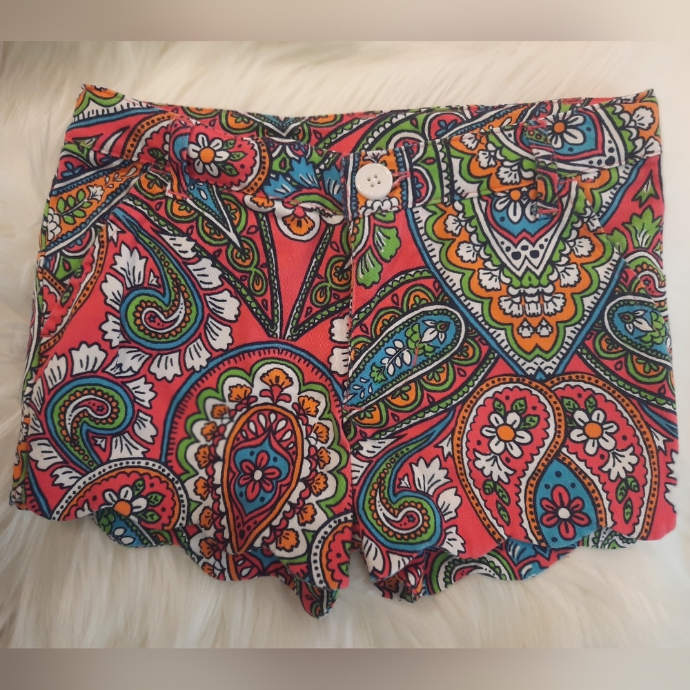 Paisley printed scalloped edge shorts Khaki Brand Size 7-Multi Color